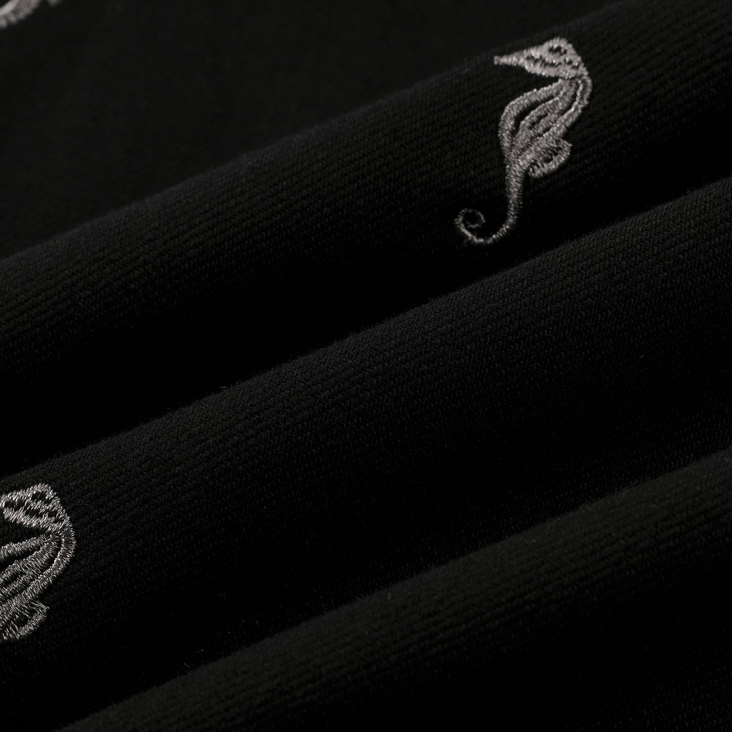 SEAHORSE EMBROIDERED STRAIGHT LEG PANTS